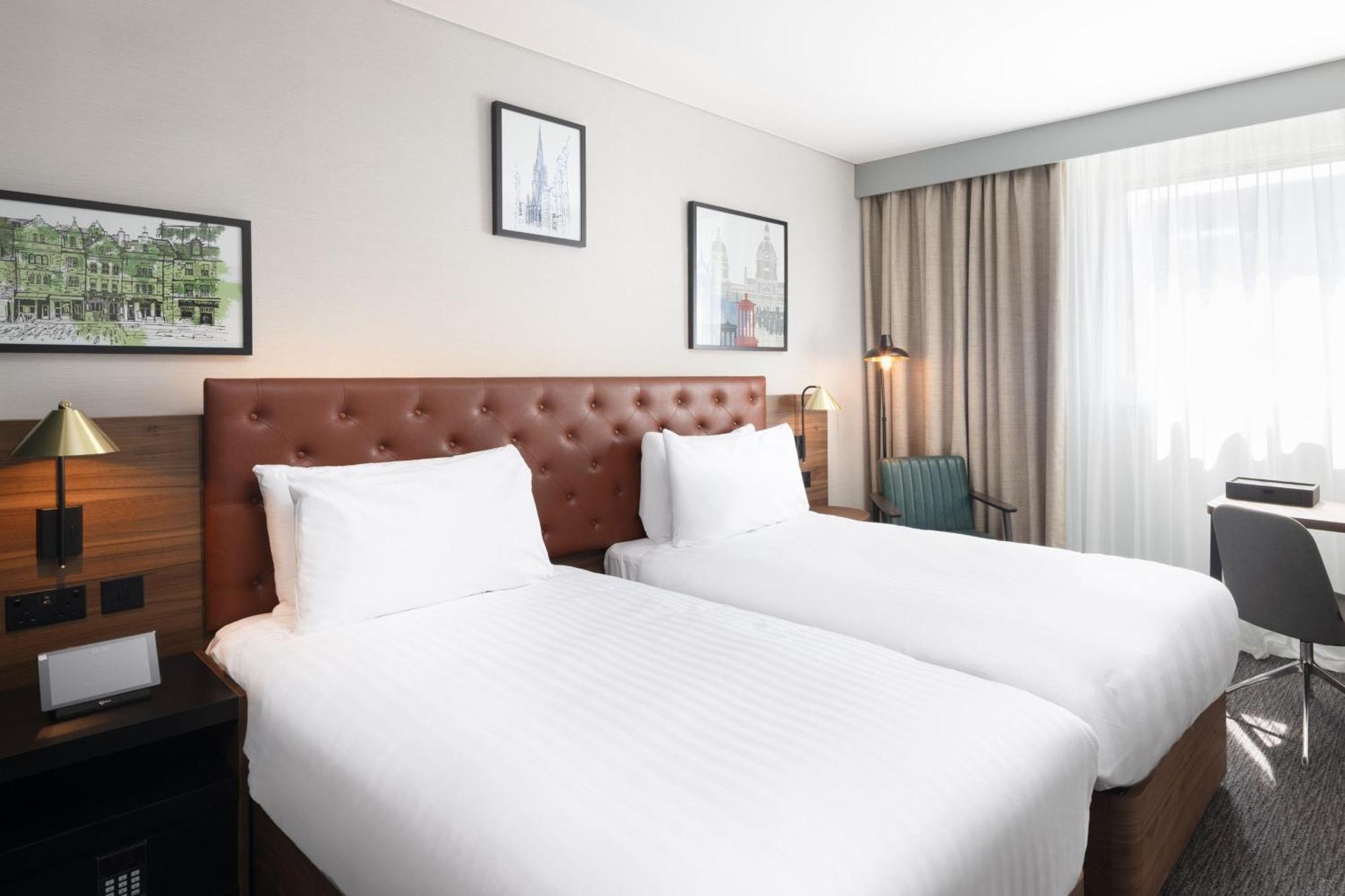 Four Points By Sheraton EDI Exteriér fotografie