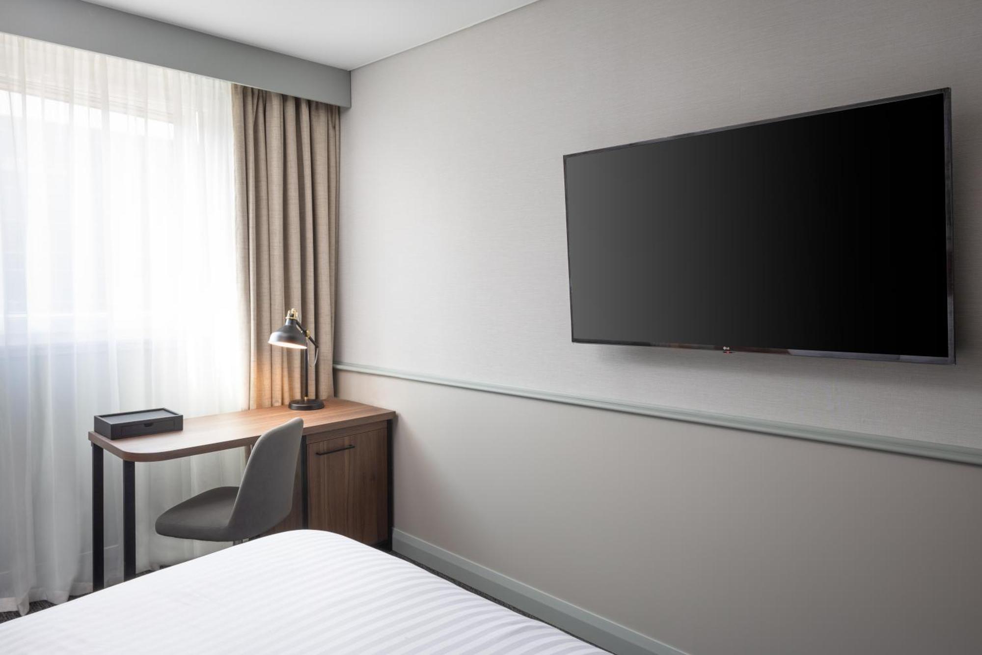 Four Points By Sheraton EDI Exteriér fotografie