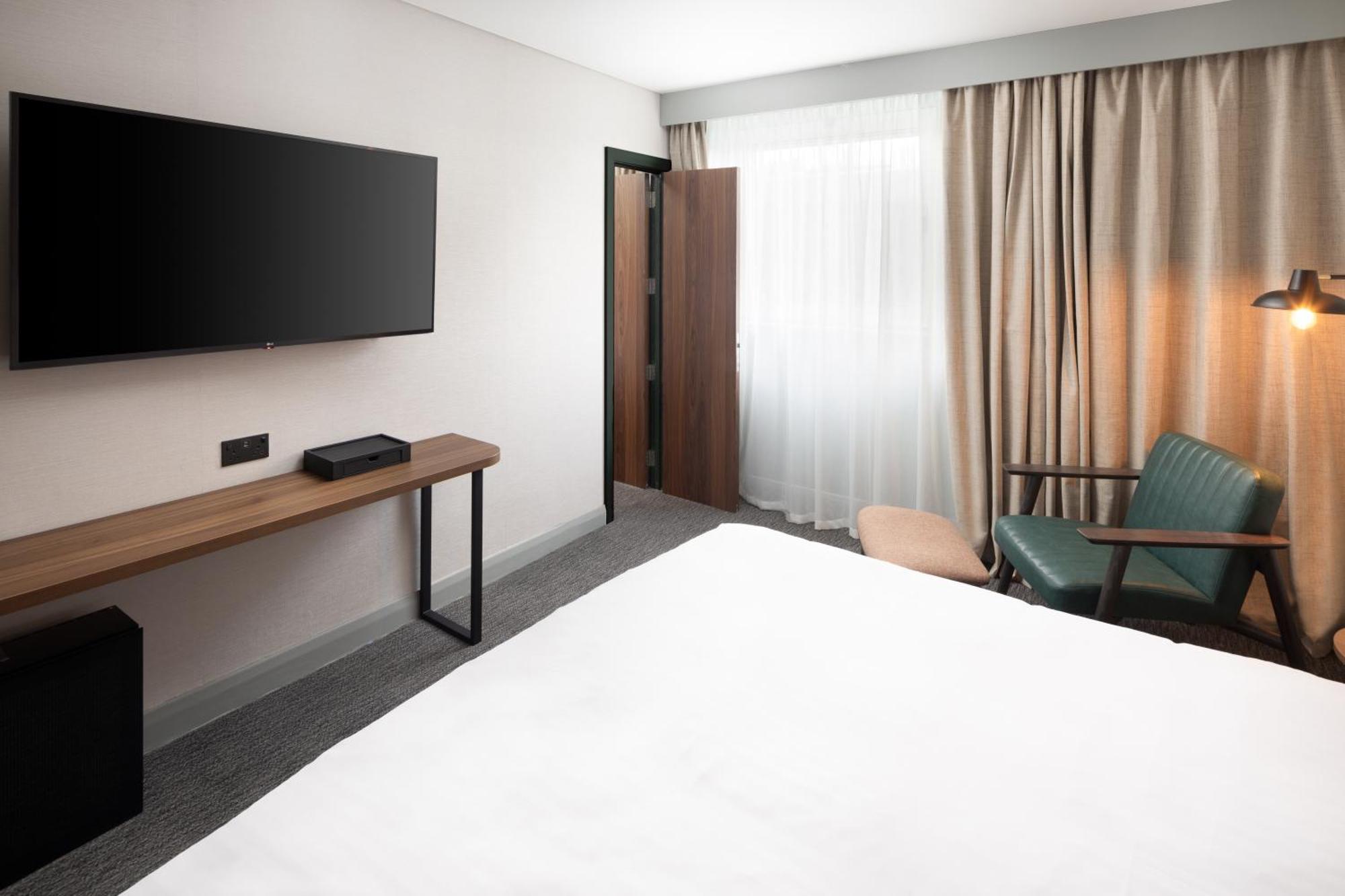 Four Points By Sheraton EDI Exteriér fotografie